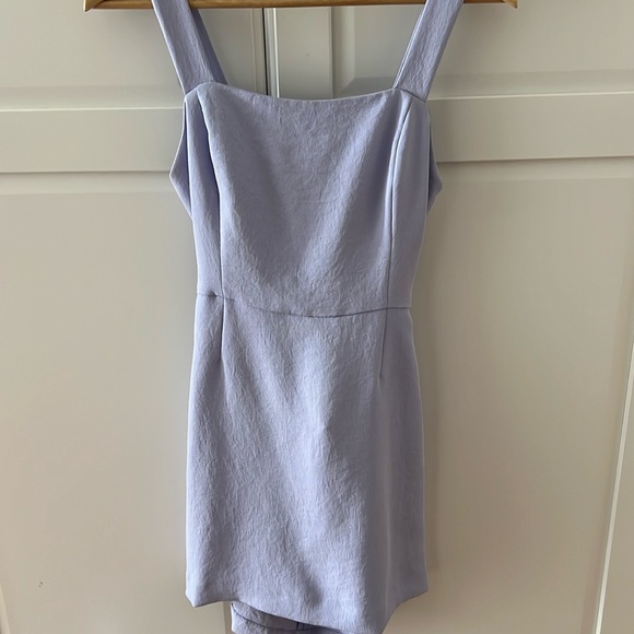 Wilfred Pants - NWOT! Aritzia Wilfred aperture ecoulement tie back mini dress 6 purple lavender